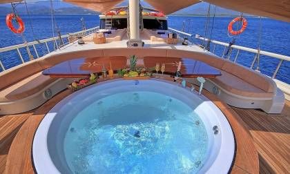 Queen of Salmakis Gulet