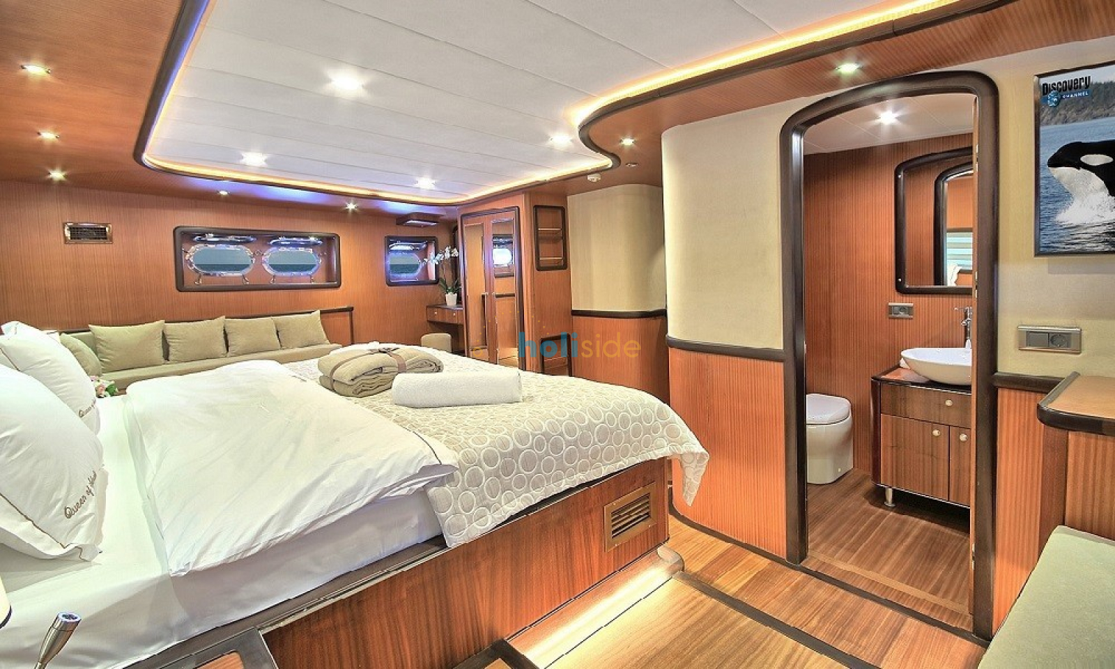 Queen of Salmakis Gulet