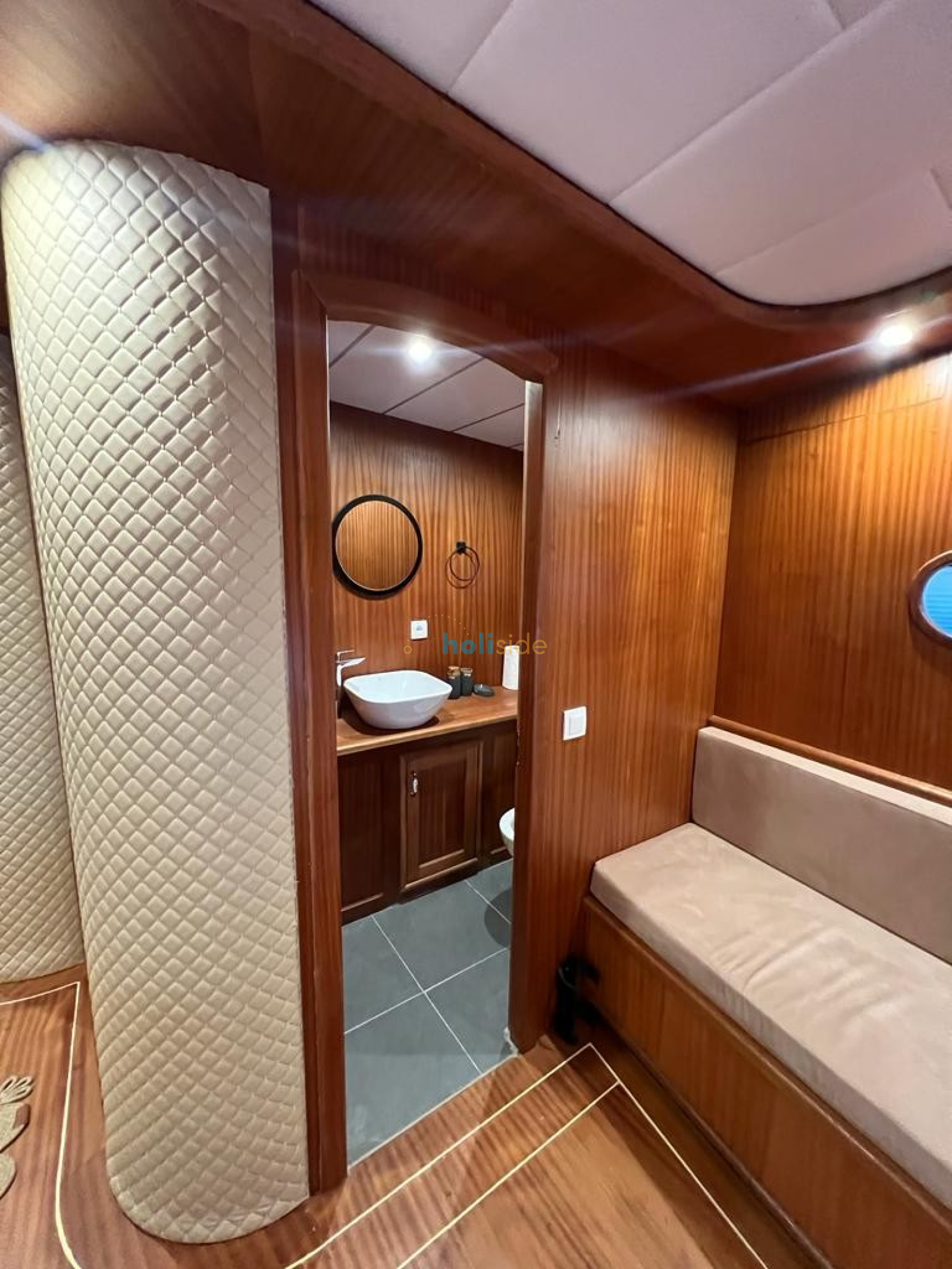 Daughters Of Silver Gulet