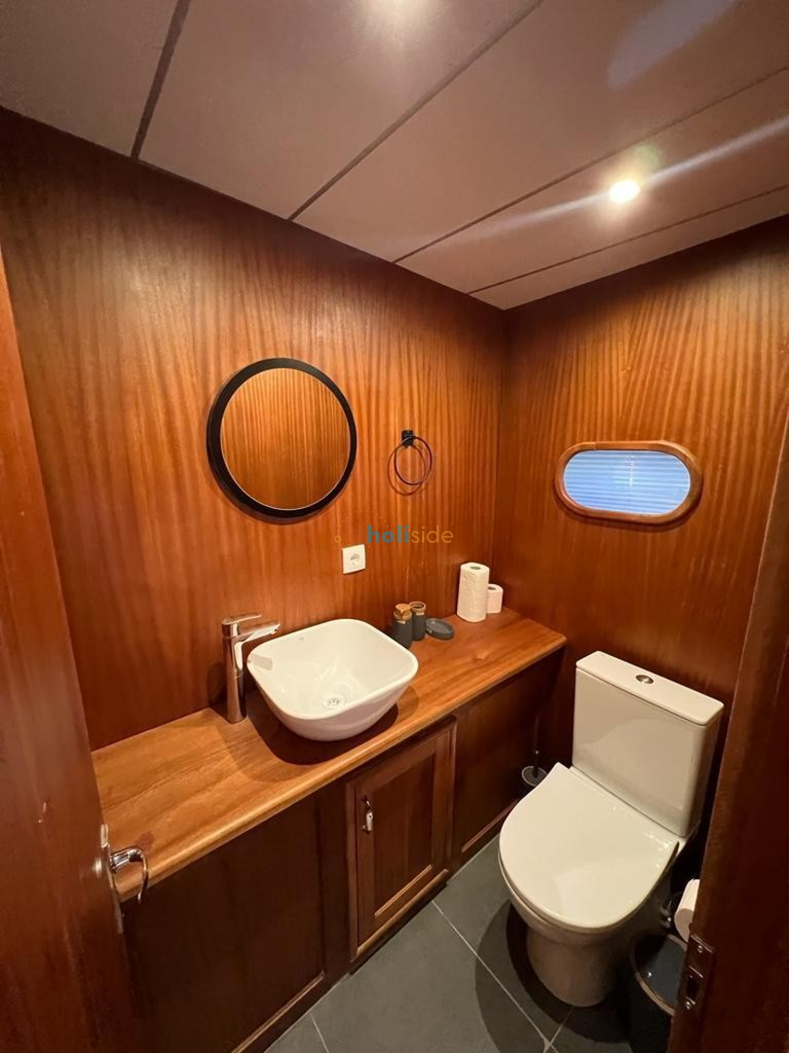 Daughters Of Silver Gulet